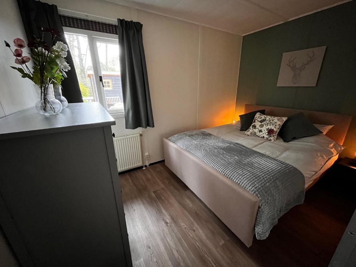 Fijne plek met eigen bos 2000m2 en GRATIS linnen en handdoeken!! Denekamp Buitenkant foto