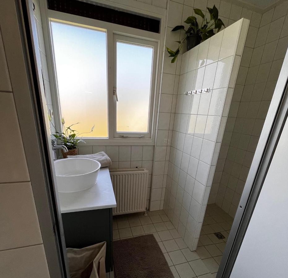 Fijne plek met eigen bos 2000m2 en GRATIS linnen en handdoeken!! Denekamp Buitenkant foto